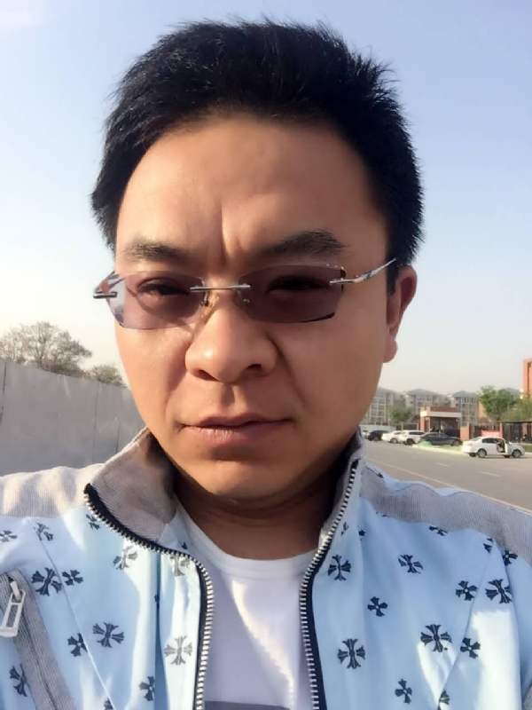执着的等待的第一张照片--泉州婚介网