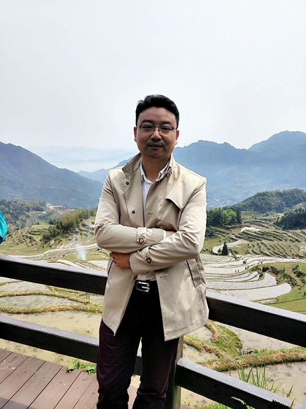 过往的第二张照片--泉州婚介网
