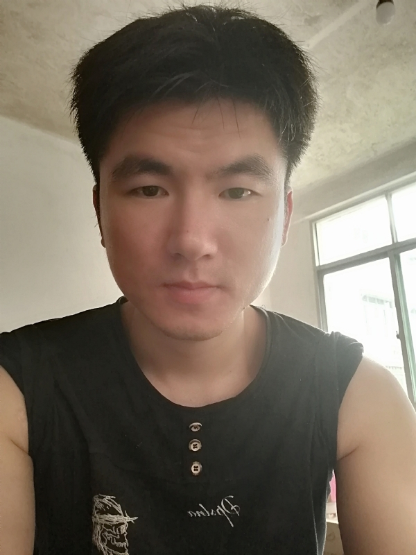 何必呢的第一张照片--泉州婚介网