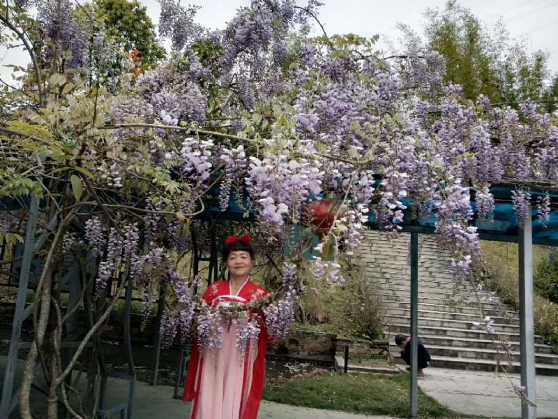 莉莉的第一张照片--泉州婚介网