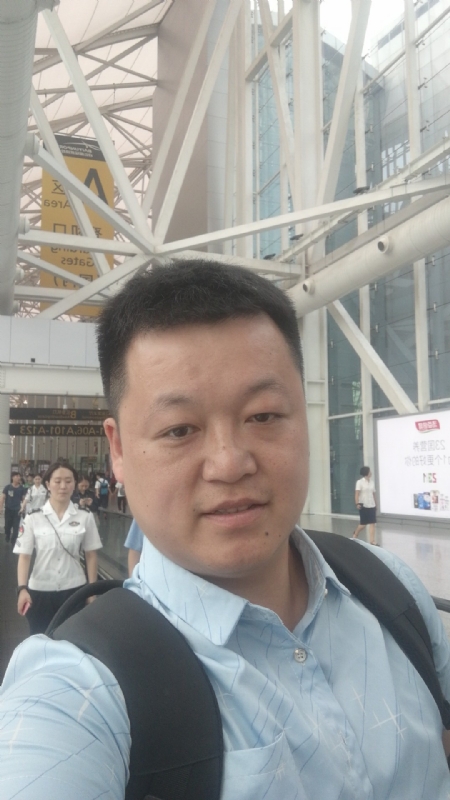 枫叶的第一张照片--泉州婚介网