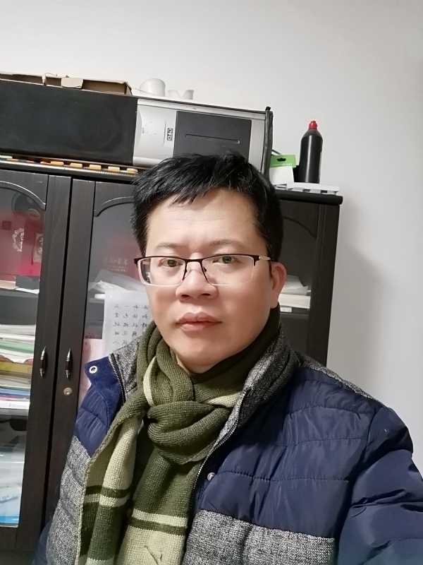 凭海临风的第一张照片--泉州婚介网