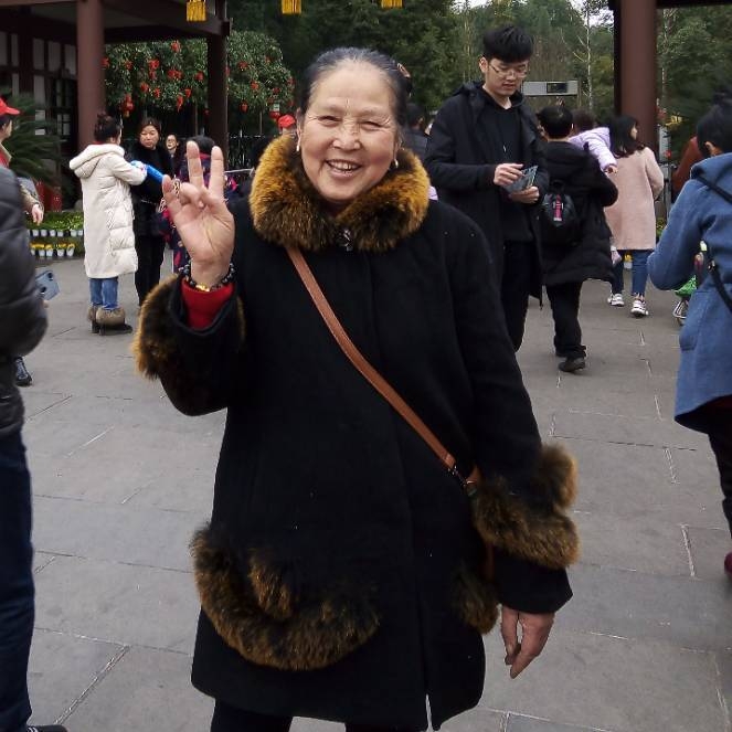 刘刘的第一张照片--泉州婚介网