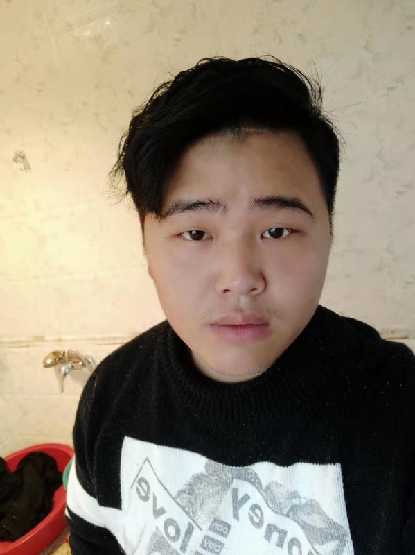 小李的第一张照片--泉州婚介网