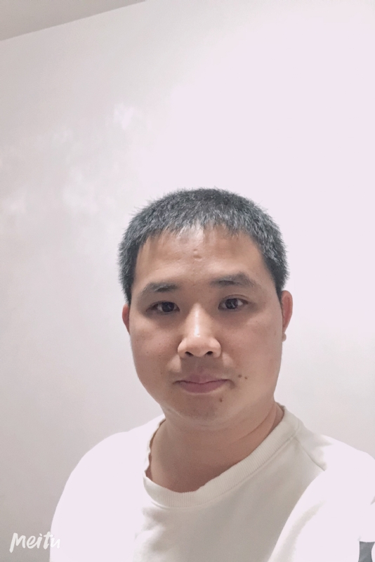 小梁的第一张照片--泉州婚介网