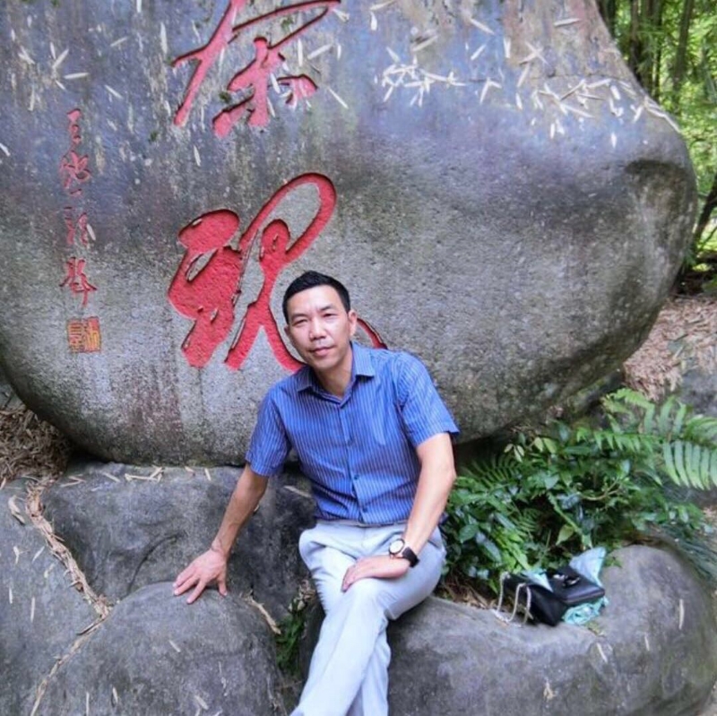 老·黄的第一张照片--泉州婚介网