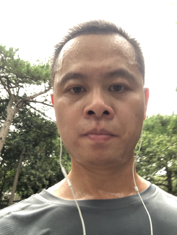 猩猩巨呃的第二张照片--泉州婚介网