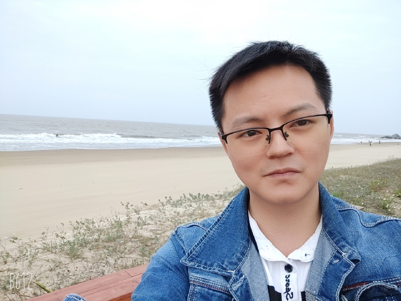 仙人掌的第一张照片--泉州婚介网