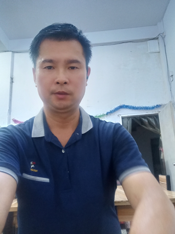 我是自强不息的第一张照片--泉州婚介网