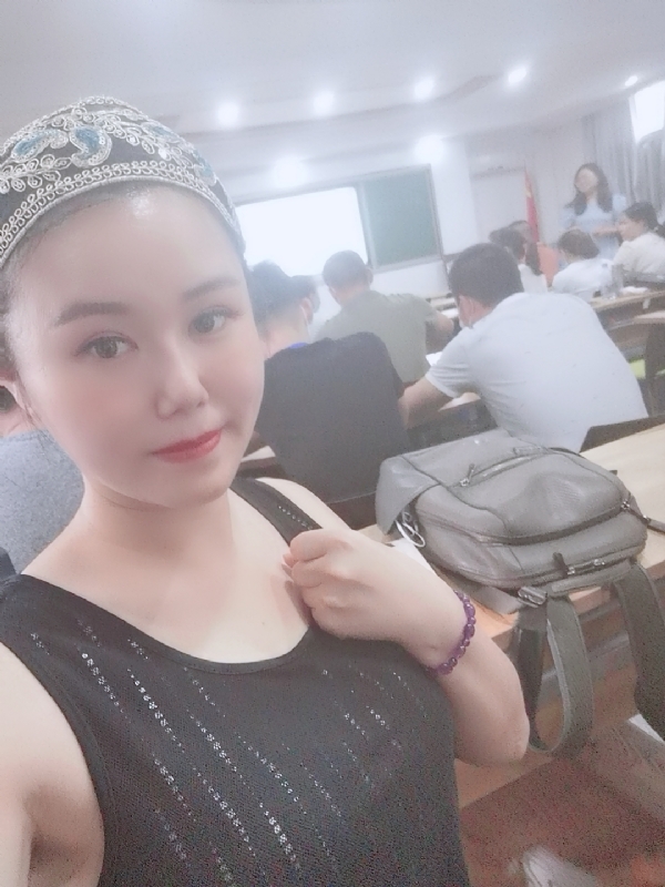 冰欣的第一张照片--泉州婚介网