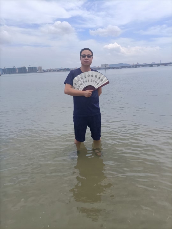 浪迹天涯的第一张照片--泉州婚介网