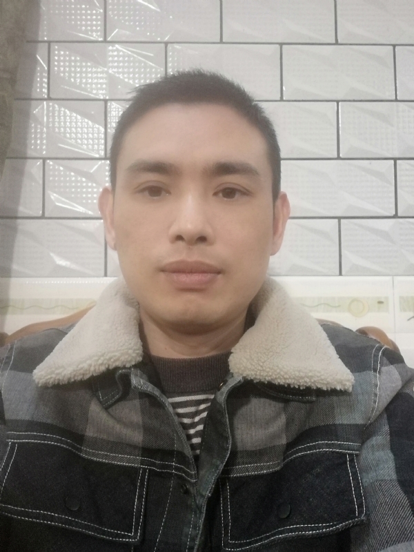 枫叶飘影的第一张照片--泉州婚介网