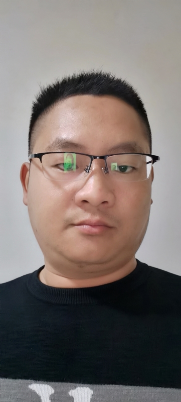 龙逍遥的第一张照片--泉州婚介网