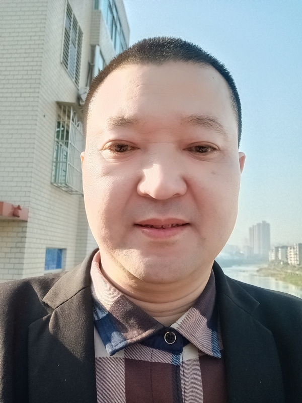 曾经受伤的心灵的第二张照片--泉州婚介网