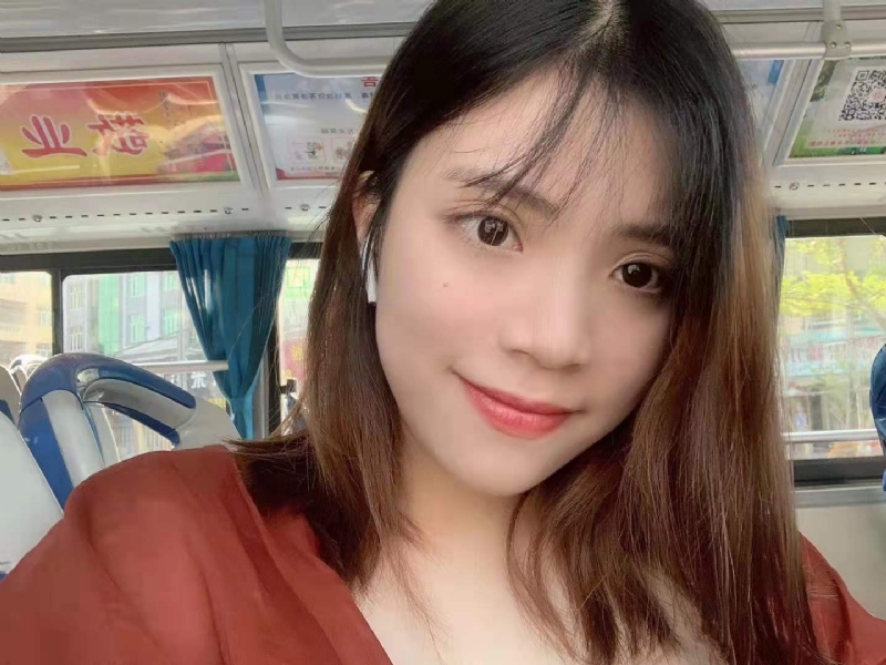 小眼睛的第一张照片--泉州婚介网