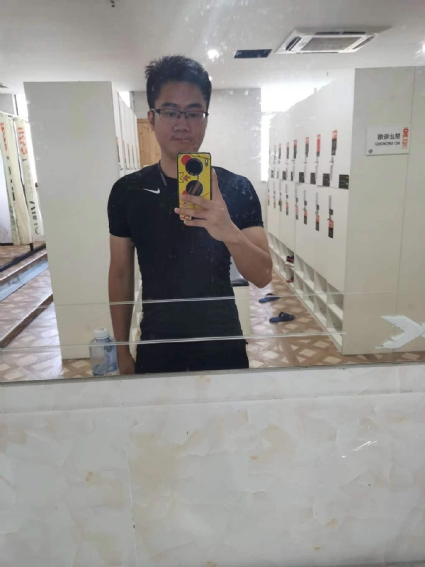 习惯发呆的第一张照片--泉州婚介网
