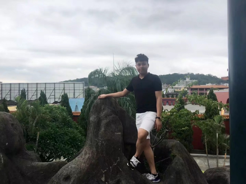 伟仔的第一张照片--泉州婚介网