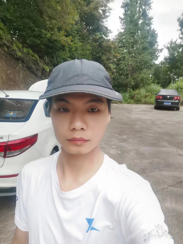 执手幸福的第一张照片--泉州婚介网
