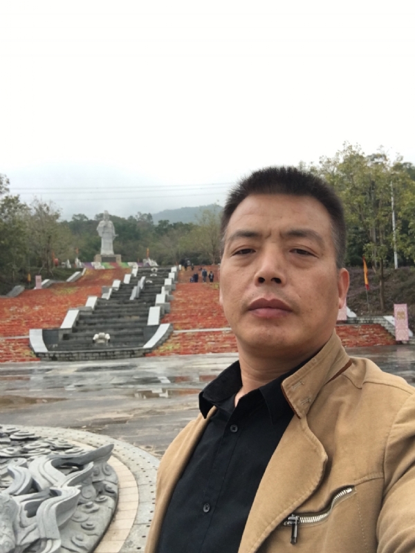 开心的松鼠的第二张照片--泉州婚介网