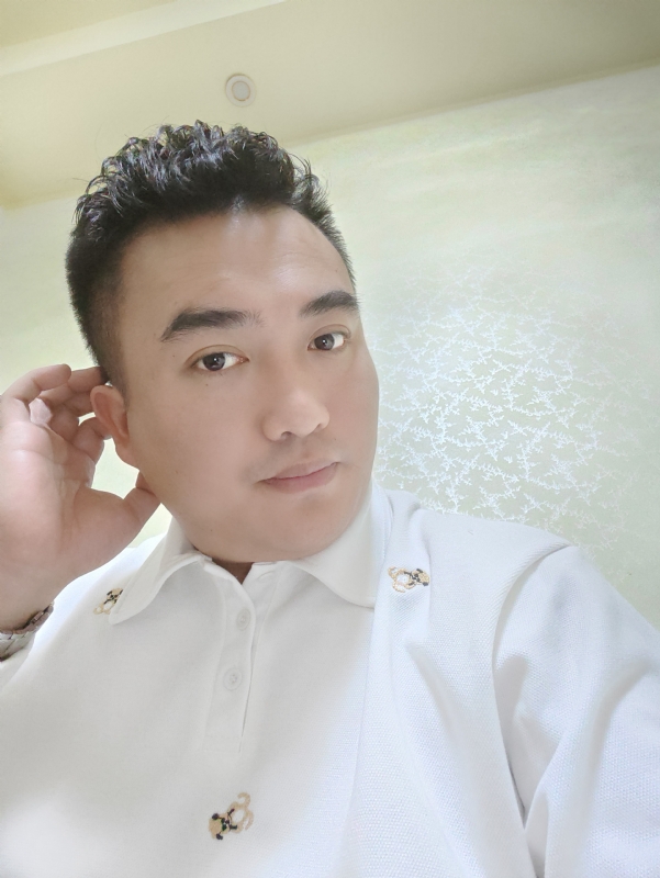 哈哈先生的第一张照片--泉州婚介网