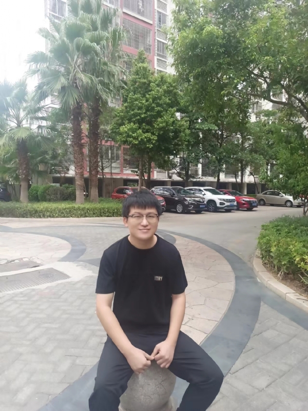 等闲的第三张照片--泉州婚介网
