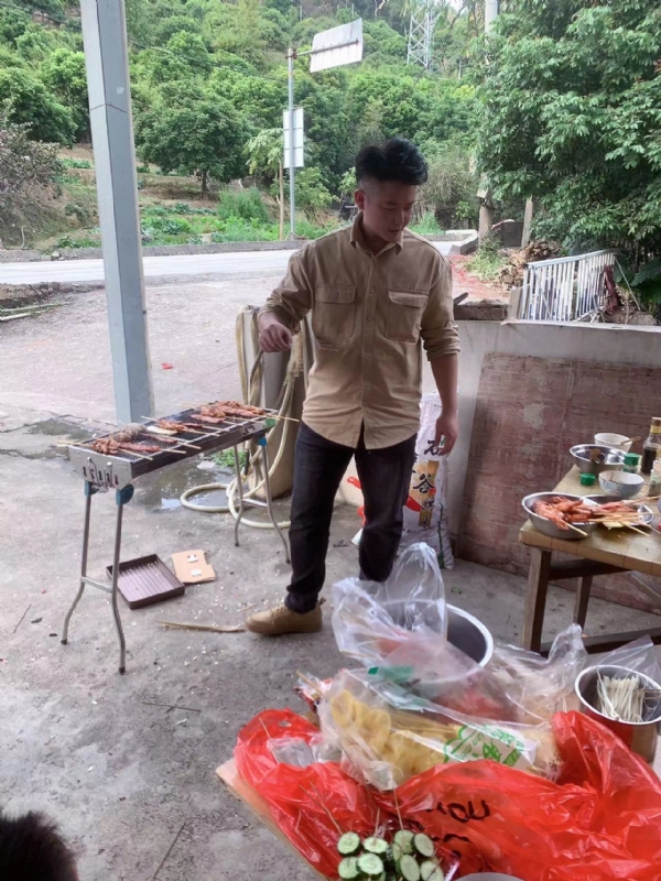 你黑我哟的第一张照片--泉州婚介网