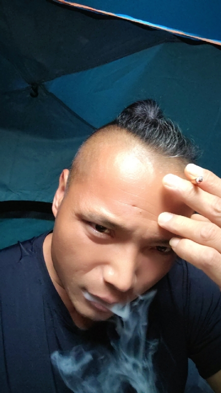 伯爵的第四张照片--泉州婚介网