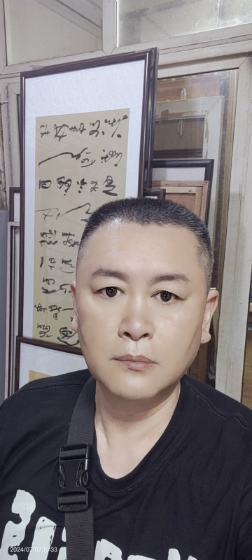 永恒的瞬间的第一张照片--泉州婚介网
