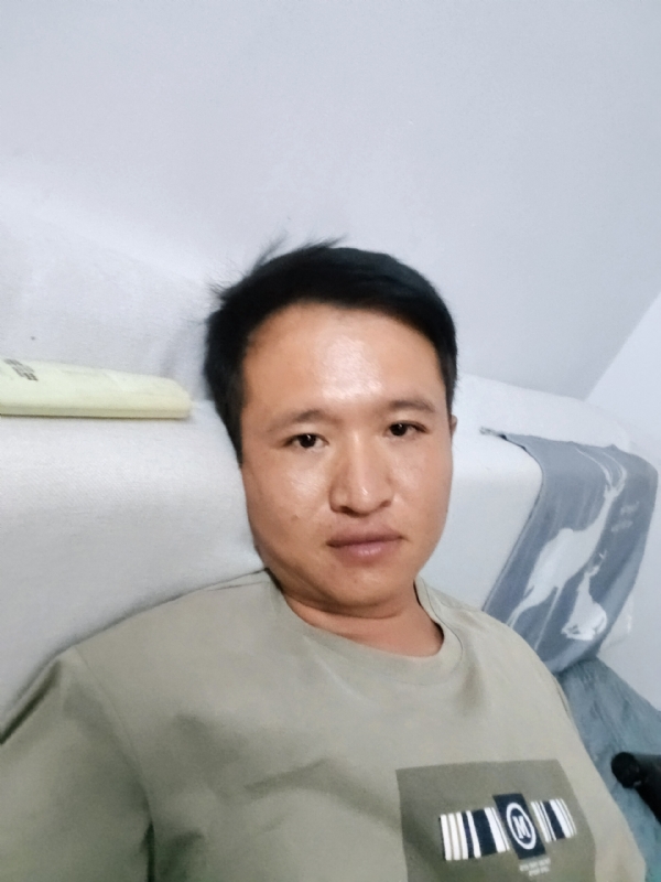陌生人的第三张照片--泉州婚介网
