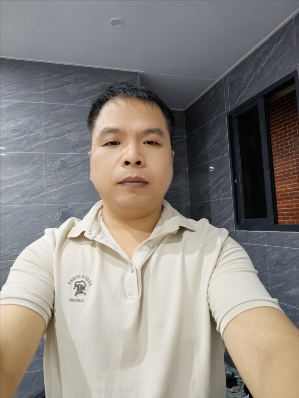 刘两水的第一张照片--泉州婚介网