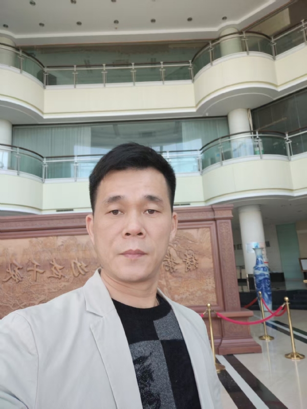 不忘初心的第二张照片--泉州婚介网